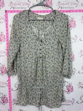 NEVADA blouse Lightweight Floral V-Neck Peasant Blouse - Sage Floral